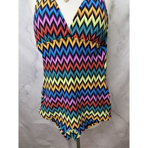 Vintage Popina Swim Swimsuit Halter SZ M Rainbow Chevron Pin Up Retro Women's - Picture 9 of 12